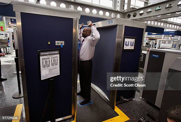 Tsa Security Scanner 149 Tsa Scanner Stock Photos, High-Res Pictures, and Images - Getty Images