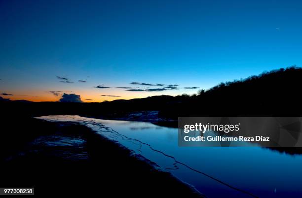 el fantasma y venus de hierve el agua. - fantasma stock pictures, royalty-free photos & images