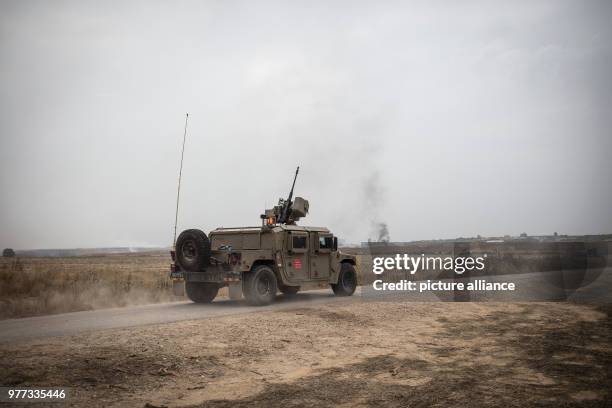 Idf Mini Humvee 42 Humvee Display Stock Photos, High-Res Pictures, and Images - Getty ...