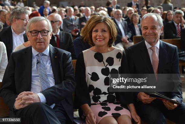 May 2018, Germany, Trier: President of the European Commission, Jean Claude Juncker , Rhineland-Palatinate's premier from the Social Democratic Party...