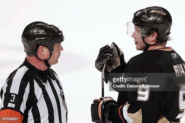 Bobby Ryan of the Anaheim Ducks talks to referee Mike Leggo during the game against the San Jose Sharks on March 14, 2010 at Honda Center in Anaheim,...