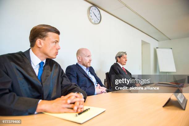 May 2018, Germany, Munich: The defendant Matthias Sammer , former board member of FC Bayern Munich, sits in the court room with his lawyers of the...