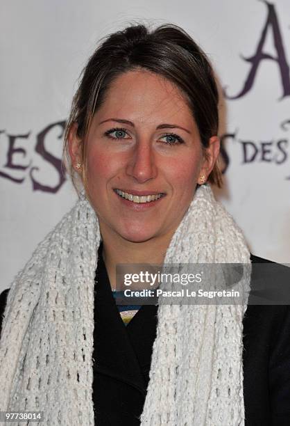 Maud Fontenoy arrives at the premiere of Tim Burton's film "Alice au pays des merveilles" at Theatre Mogador on March 15, 2010 in Paris, France.