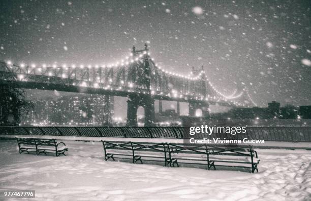 sutton place in the snow - new york city - sutton place stock pictures, royalty-free photos & images
