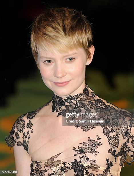 Mia Wasikowska arrives for the Royal World Premiere of 'Alice in Wonderland' at the Odeon Leicester Square on February 26, 2010 in London, England.