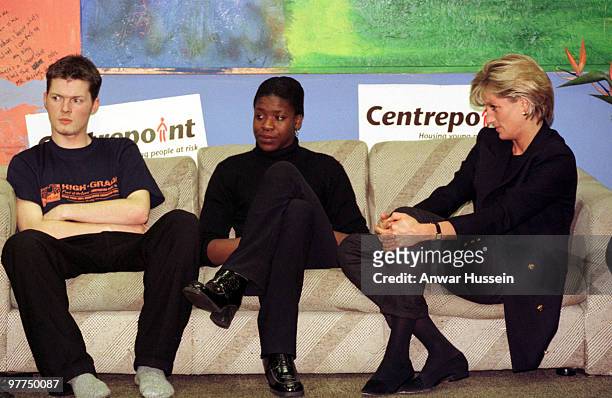 Princess Diana, Princess of Wales chats with Dave and Portia, during a visit to the Centrepoint Cold Weather Project on March 10, 1997 in London,...
