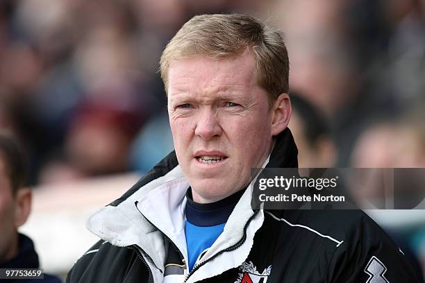 Darlington manager Steve Staunton looks on during the Coca Cola League Two Match between Northampton Town and Darlington at Sixfields Stadium on...