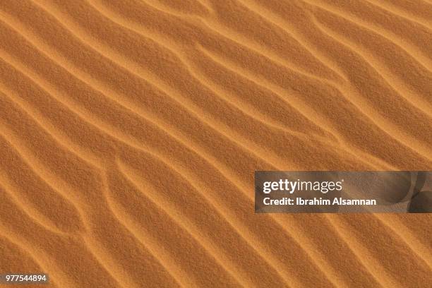 Sand Line Graphics Photos On A Line Photos and Premium High Res Pictures - Getty Images