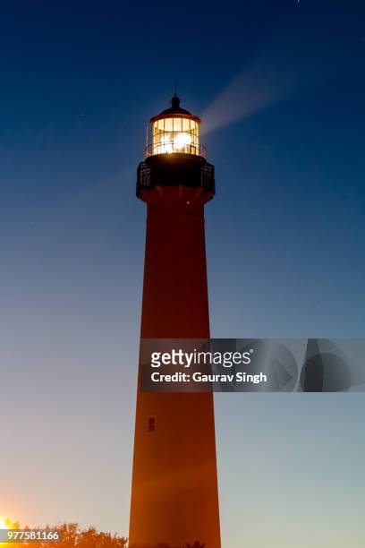 lighthouse - red beacon stock pictures, royalty-free photos & images