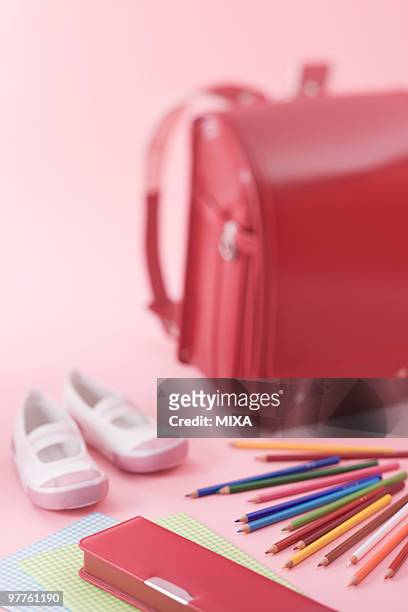 school bag and stationery - etui stockfoto's en -beelden