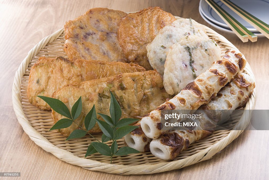 Fish paste cake