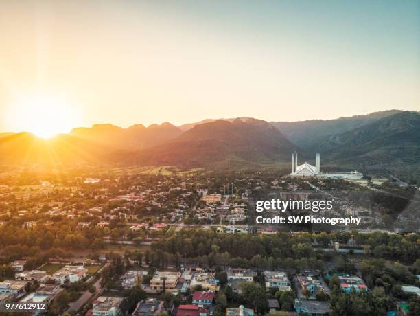 drone photo of islamabad city, pakistan - islamabad stockfoto's en -beelden