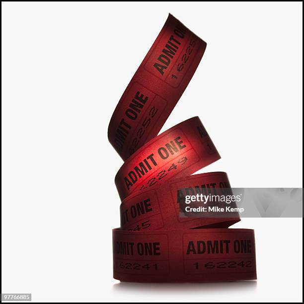 admit one tickets - admit one frase corta fotografías e imágenes de stock