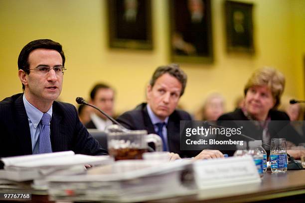 Peter Orszag, director of the U.S. Office of Management and Budget, left, Timothy Geithner, U.S. Treasury secretary, center, and Christina Romer,...