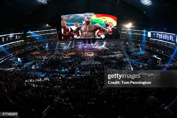 Joshua Clottey of Ghana in the ring before taking on Manny Pacquiao of the Philippines during the WBO welterweight title fight at Cowboys Stadium on...