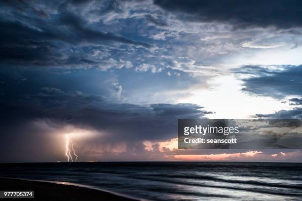 thunderstorm at sea, moreton island, queensland, australia - moreton island stockfoto's en -beelden