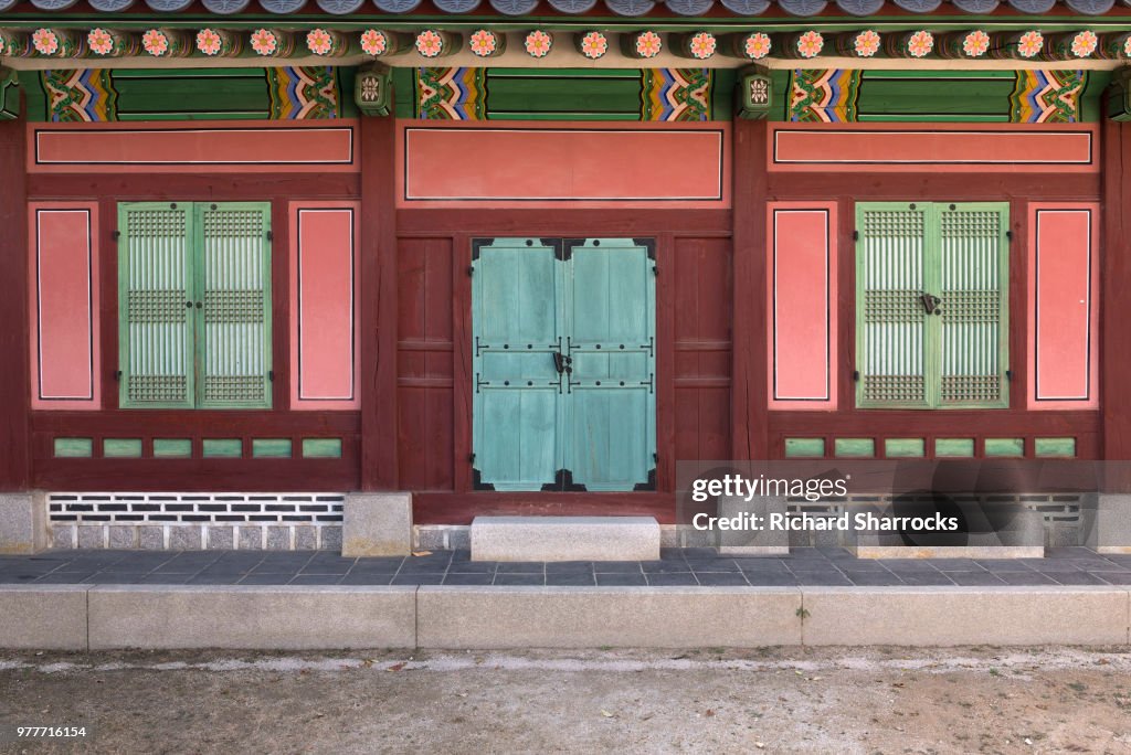 Painted door and facade, Gyeongbokgung Palace, Seoul, South Korea