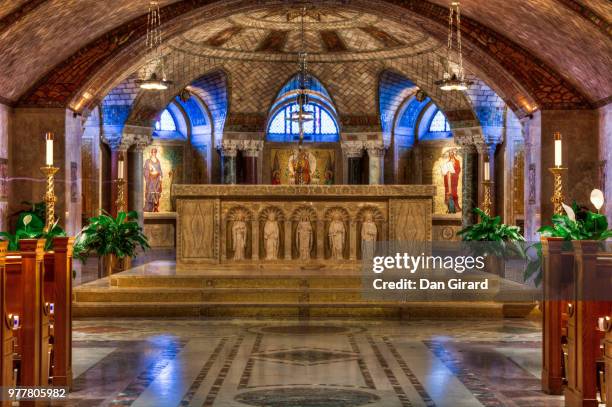 the crypt chuch of basilica of the immaculate conception - lancet arch fotografías e imágenes de stock