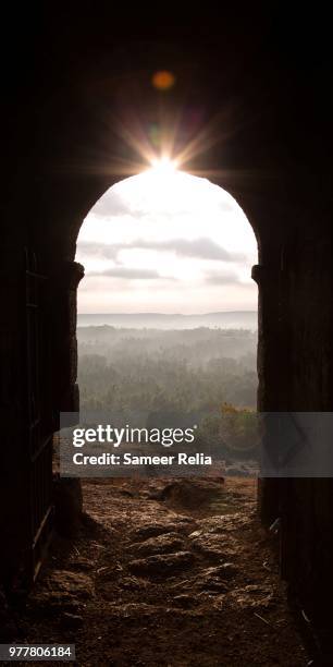sunrise @ chapora fort, goa - chapora fort stock pictures, royalty-free photos & images