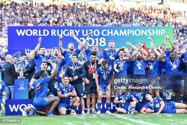 Team of France celebrates the Victory during the Final World Championship U20 match between England and France on June 17, 2018 in Beziers, France.