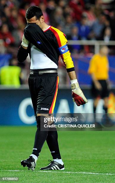 Sevilla's goalkeeper Andres Palop reacts after loosing a UEFA Champions League football match against CSKA Moscow on March 16, 2010 at Ramon Sanchez...