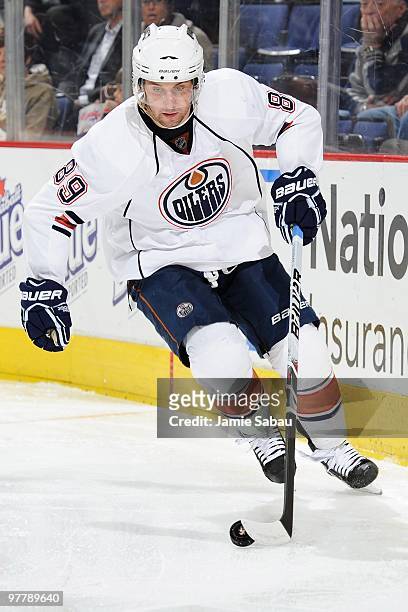 Forward Sam Gagner of the Edmonton Oilers skates with the puck against the Columbus Blue Jackets on March 15, 2010 at Nationwide Arena in Columbus,...