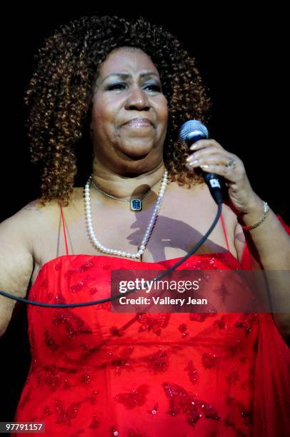 Aretha Franklin performs at Hard Rock Live! in the Seminole Hard Rock Hotel & Casino on March 16, 2010 in Hollywood, Florida.