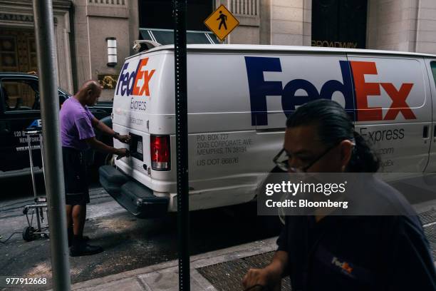 Fedex Lockbox Address 358 Christopher Lock Stock Photos, High-Res Pictures, and Images ...