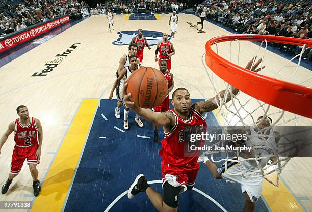 Acie Law of the Chicago Bulls shoots against the Memphis Grizzlies on March 16, 2010 at FedExForum in Memphis, Tennessee. NOTE TO USER: User...