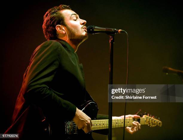 Tom Smith of Editors performs at Manchester Apollo on March 16, 2010 in Manchester, England.