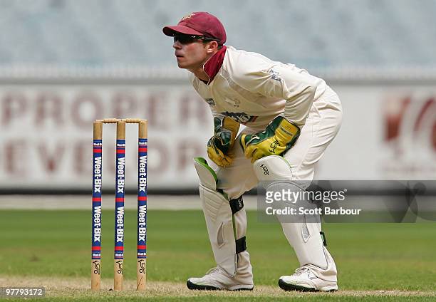 Wicketkeeper Chris Hartley of the Bulls waits for a return throw from the outfield during day one of the Sheffield Shield Final between the Victorian...