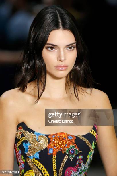 Kendall Jenner beauty detail at the Versace show during Milan Men's Fashion Week Spring/Summer 2019 on June 16, 2018 in Milan, Italy.