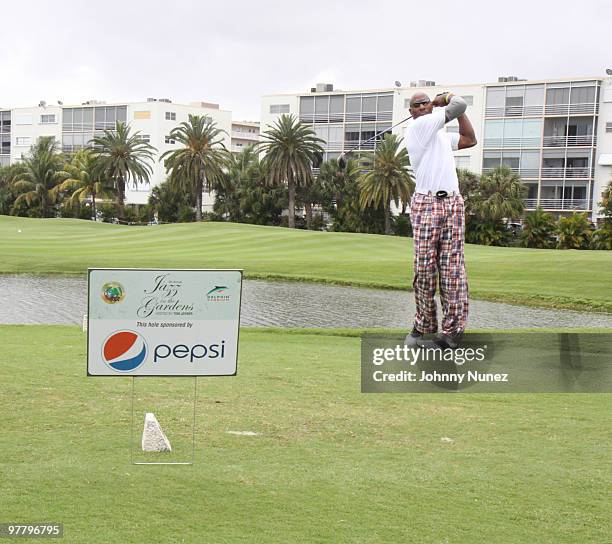 Alonzo Mourning attends the Jazz in the Gardens Celebrity Golf Classic at Westin Diplomat on March 27, 2009 in Hallandale, Florida