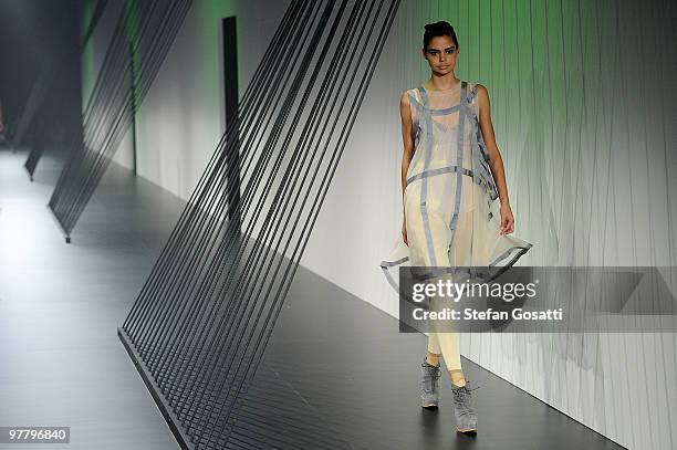 Model Samantha Harris showcases designs on the catwalk by Laura de Vries as part of the LMFF Metamorphosis Student Showcase on the third day of the...