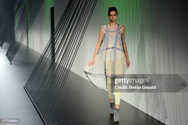 Model Samantha Harris showcases designs on the catwalk by Laura de Vries as part of the LMFF Metamorphosis Student Showcase on the third day of the...