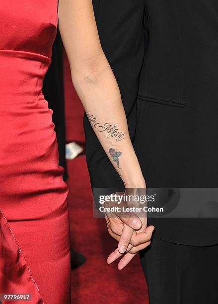 Actor George Clooney and actress Elisabetta Canalis arrive at the 82nd Annual Academy Awards held at the Kodak Theatre on March 7, 2010 in Hollywood,...