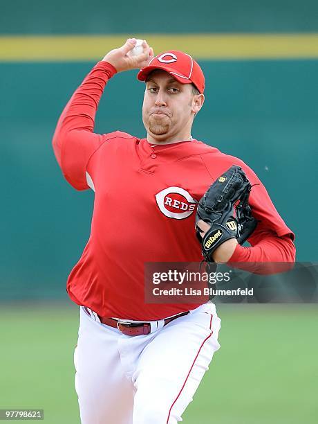 Aaron Harang of the Cincinnati Reds pitches during a Spring Training game against the Arizona Diamondbacks on March 9, 2010 at Goodyear Ballpark in...