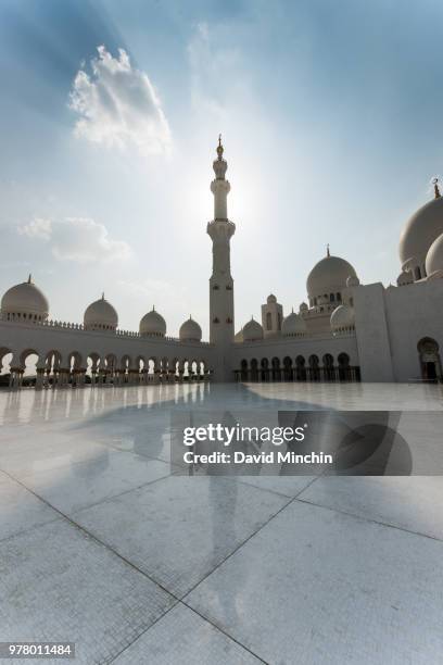 sheikh zayed grand mosque 747 - david minchin fotografías e imágenes de stock