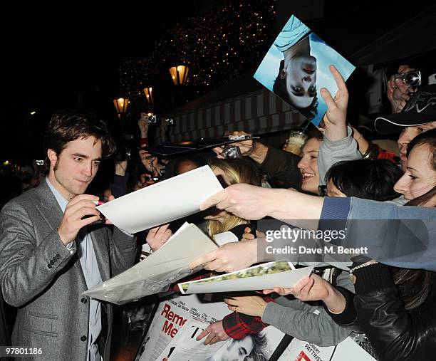 Robert Pattinson attends the 'Remember Me' UK film premiere at the Odeon Leicester Square on March 17, 2010 in London, England.