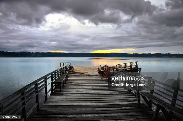 old pier - lake llanquihue (patagonia - chile) - llanquihue lake stock pictures, royalty-free photos & images