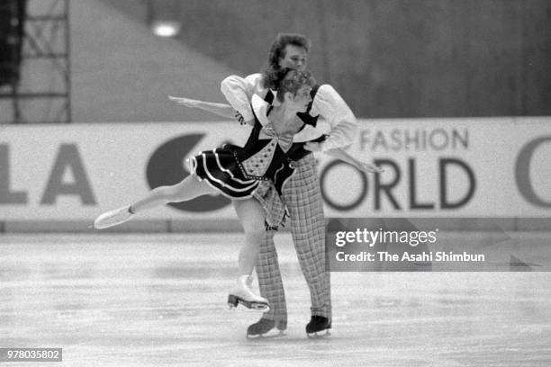 Marina Klimova and Sergei Ponomarenko of Soviet Union compete in the Ice Dance during the Figure Skating NHK Trophy at the Yoyogi National Gymnasium...