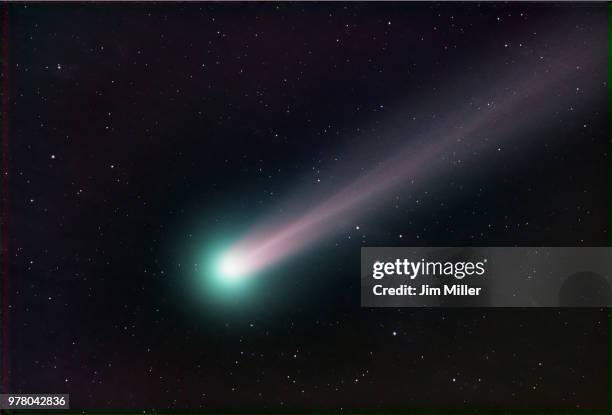 comet lovejoy - sternschnuppe stock-fotos und bilder