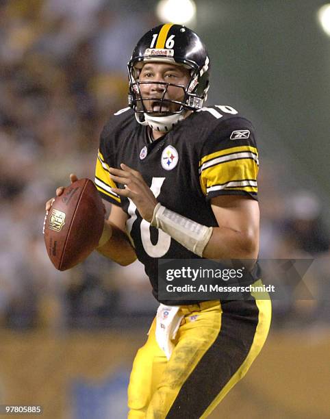 497 photos et images haute résolution de Pittsburgh Steelers Charlie