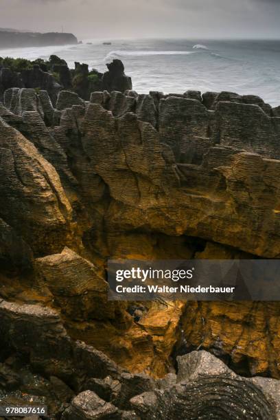 punakaiki pancake rocks - pancake rocks - fotografias e filmes do acervo