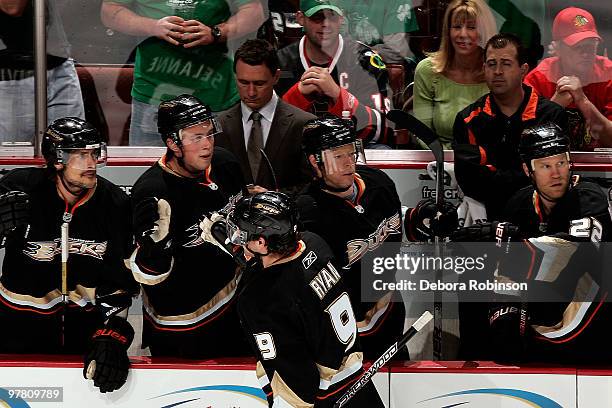 Bobby Ryan of the Anaheim Ducks high fives teammates celebrating his first period goal against the Chicago Blackhawks during the game on March 17,...