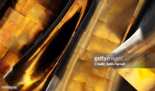 detail experience music project seattle - experience music project stock pictures, royalty-free photos & images