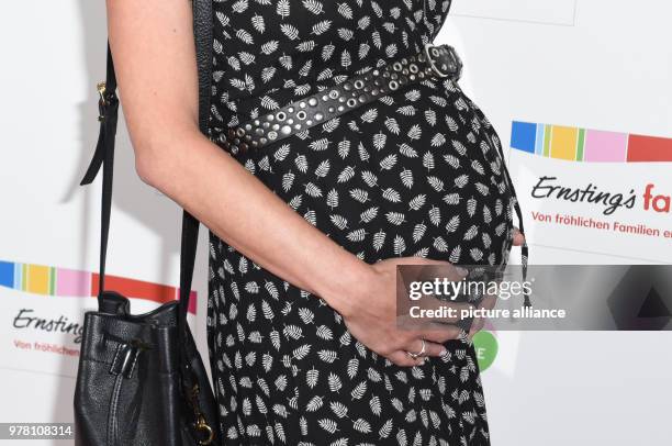 June 2018, Germany, Hamburg: Pregnant television moderator Anna Kraft arriving to Ernsting's family Fashion Show. Photo: Daniel Bockwoldt/dpa