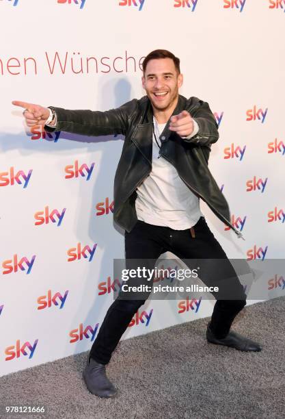 April 2018, Germany, Unterfoehring near Munich: Iggy , musician, arrives at the presentation "Das neue Sky" at pay TV station Sky. Photo: Tobias...