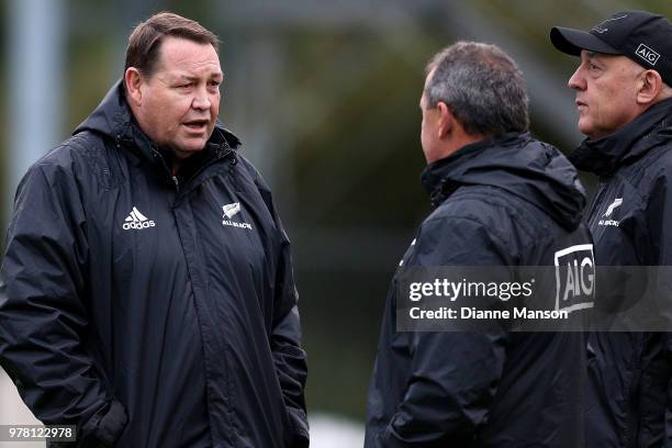 Coach Steve Hansen of the All Blacks during a New Zealand All Blacks training session on June 19, 2018 in Dunedin, New Zealand.