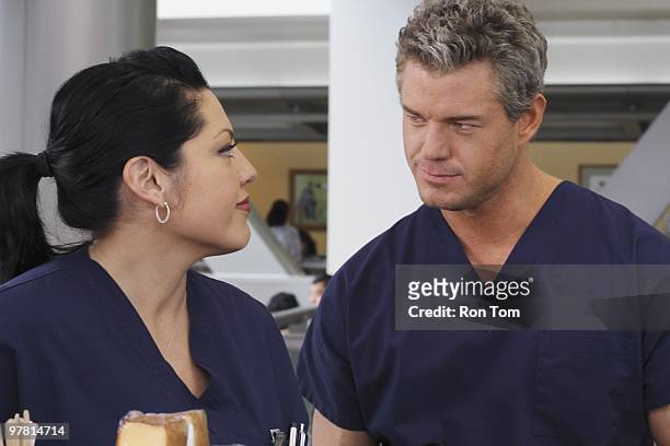 Sympathy for the Parents" - When Alex's younger brother, Aaron, shows up at Seattle Grace-Mercy West with a hernia, it's up to Alex to get Bailey's...